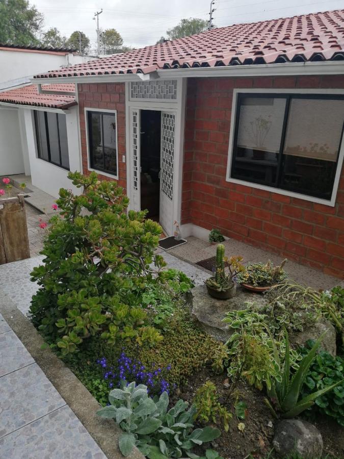 Casatodosantos Cuenca Exterior foto